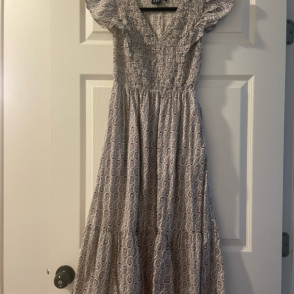 GAP Paisley Maxi Dress in Cream and Gray